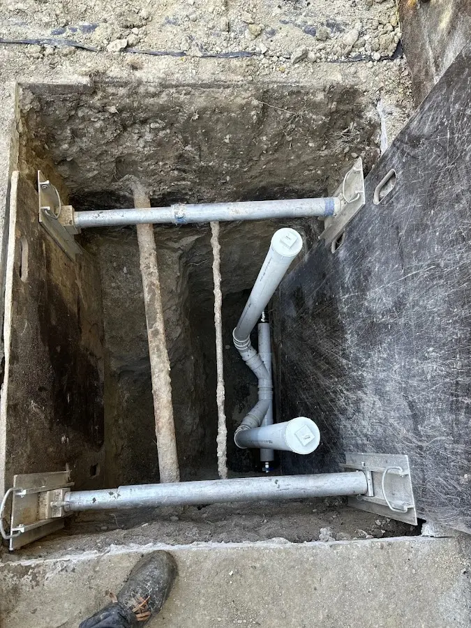 Experienced plumber completing Gas Line Repair work in Summerlin South